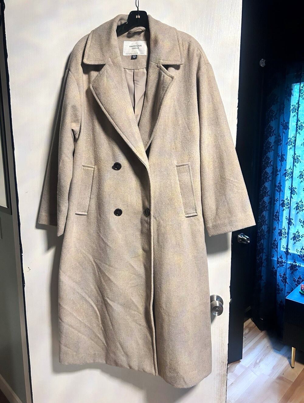 American Eagle Women’s Beige Long Double Breasted Overcoat Button Pockets M